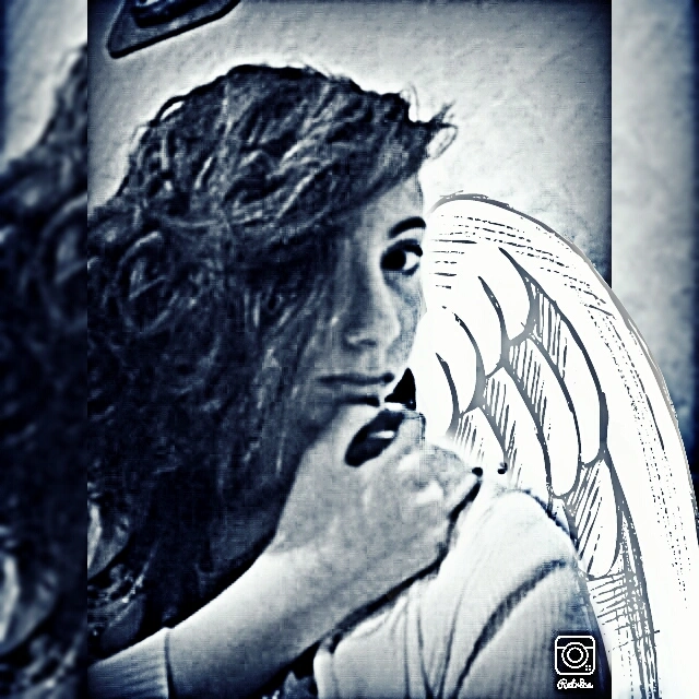 #Me #Angel #Selfie #Crisp